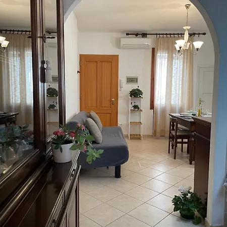 La Casa Di Anna Imola
